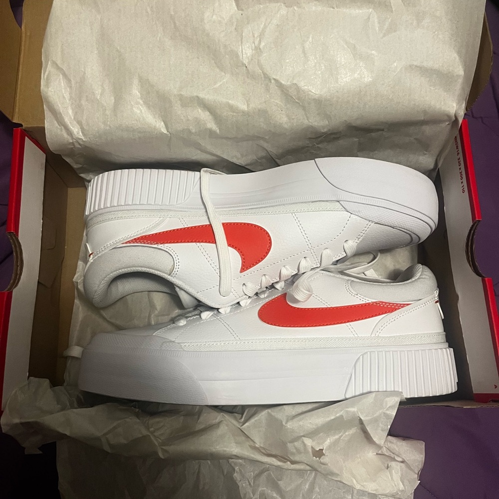 Women’s Nike Shoes